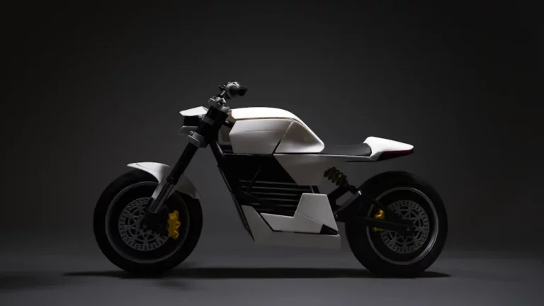 Fast Charging Revolution: Electric Motorcycle Batteries Ready in 5 Minutes