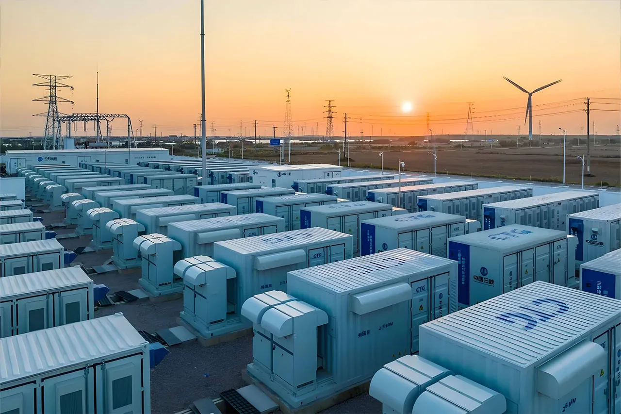 Grid-Scale Energy Storage Station