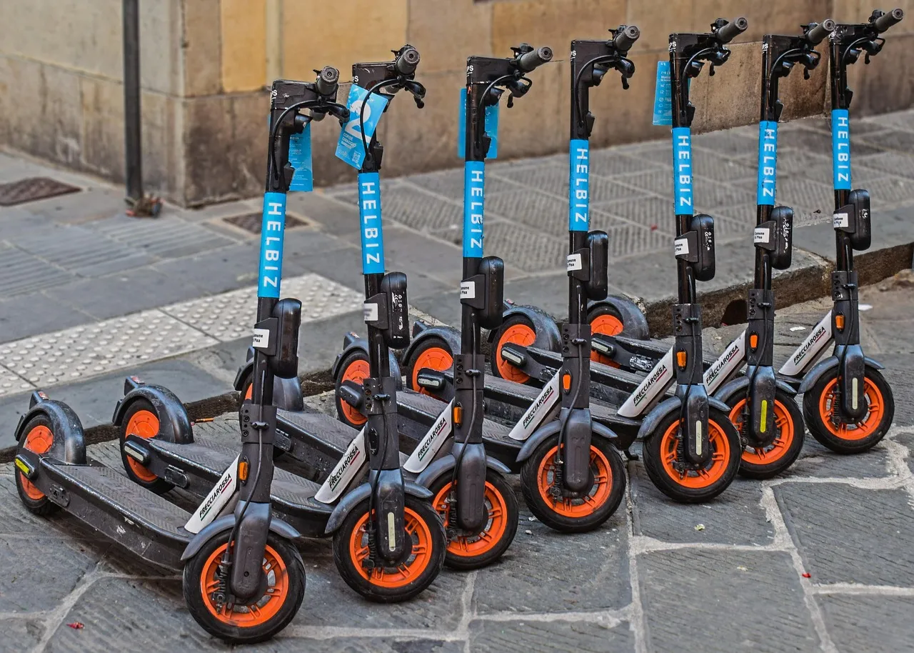 Shared E-scooters