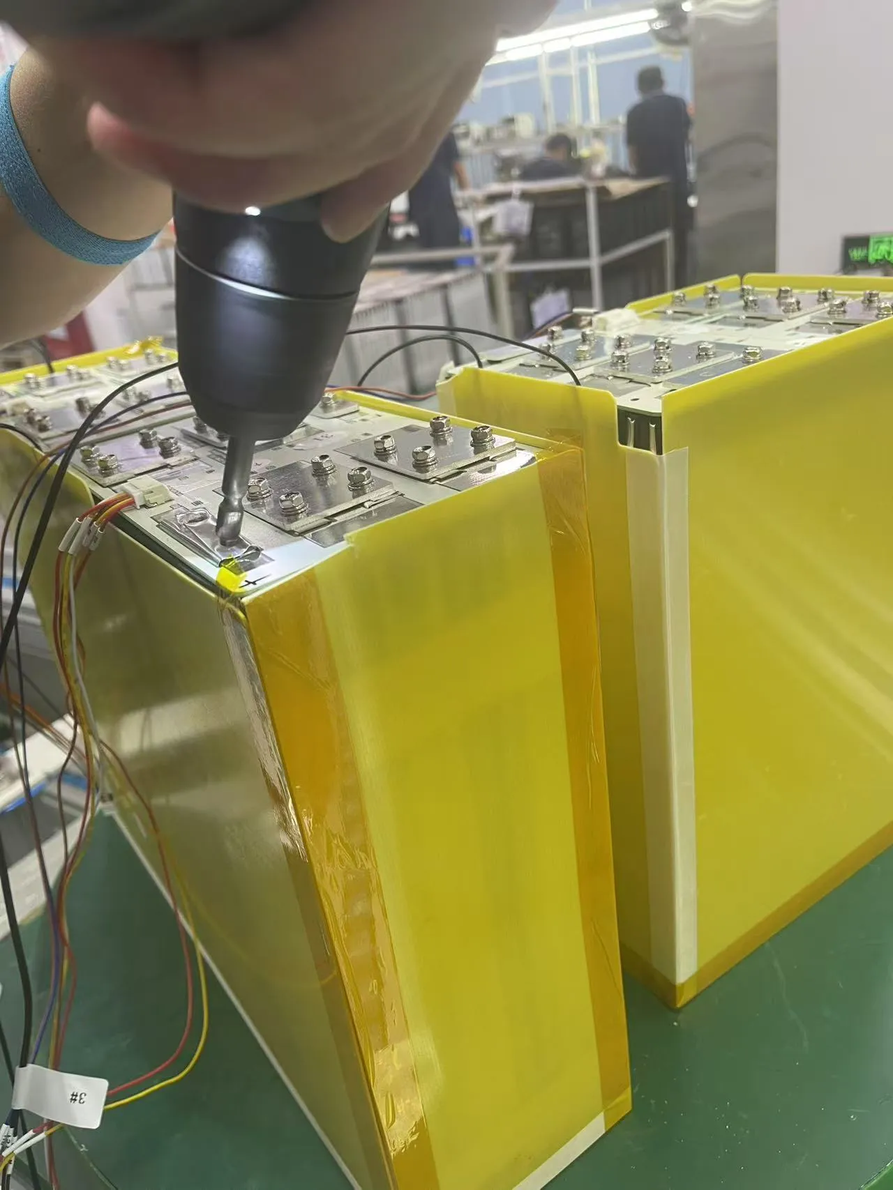 Step8：Fiberboard-Installation