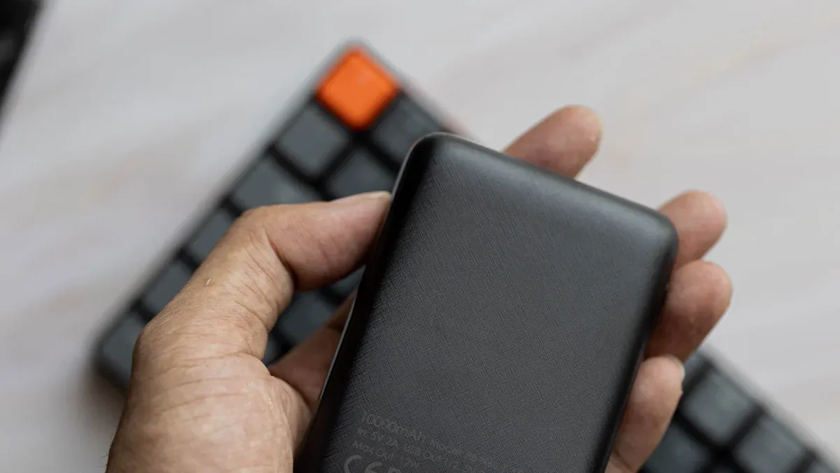 How to Pick the Right Fast-Charging Battery for Field and Emergency Needs