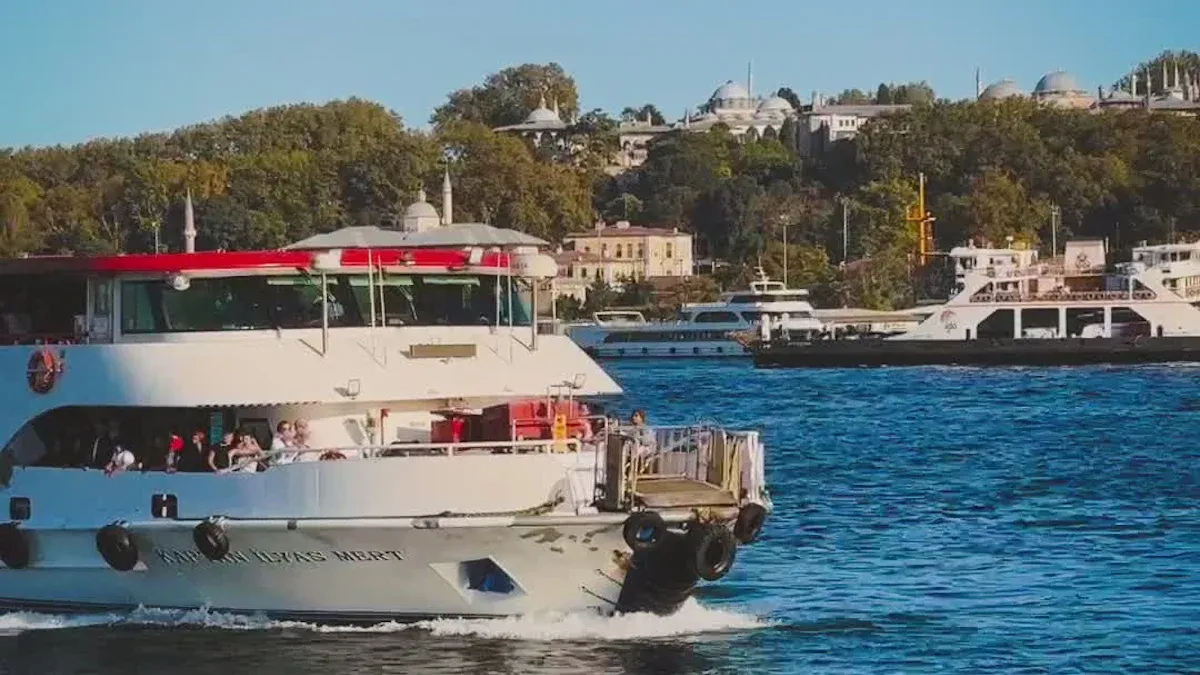 Advanced Battery Solutions for Electric Boats and Yachts