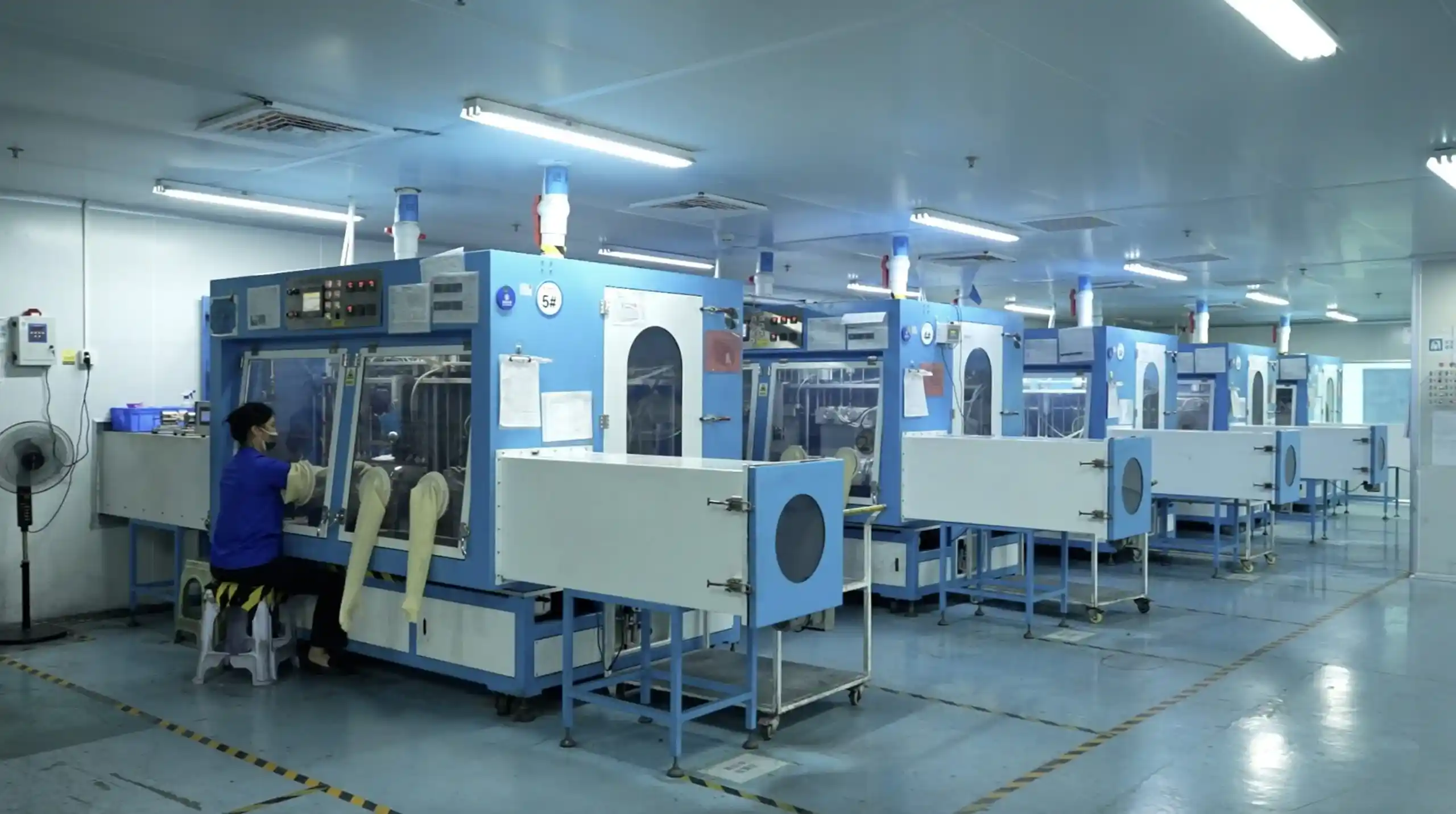 8 electrolyte filling