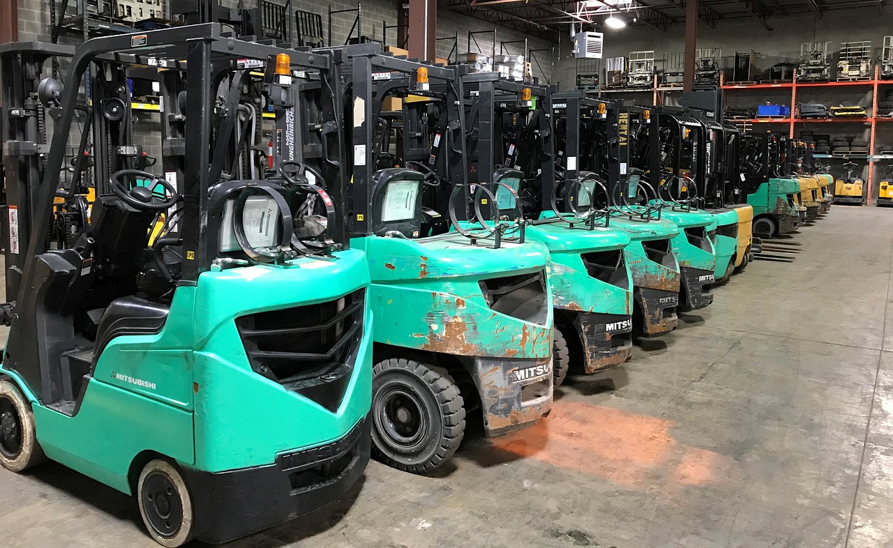 Hidden Costs of Traditional Forklift Batteries