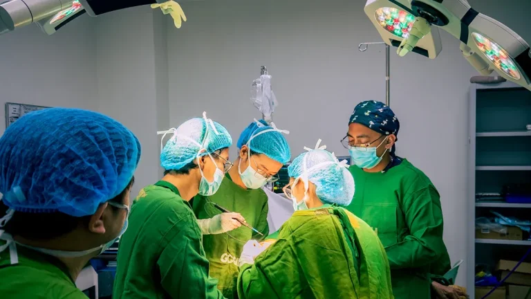 Minimizing Healthcare TCO: How High-Density Lithium UPS Cuts Footprint and Maintenance Costs