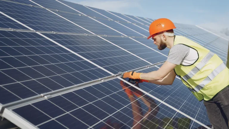 Industrial Peak Shaving: Maximizing Factory ROI with Strategic Load Balancing