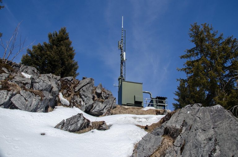 Lower Field Logistics TCO with Semi-Solid Power Solutions